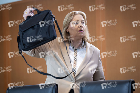 9. Sitzung des Bundeskabinetts in Berlin