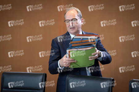 9. Sitzung des Bundeskabinetts in Berlin