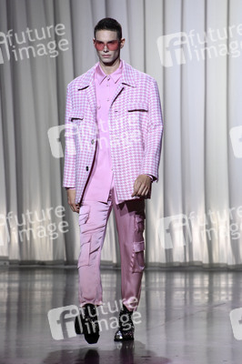 Marcel Ostertag Fashion Show auf der Berlin Fashion Week S/S 2026 in Berlin