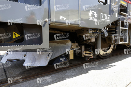 Erste automatisierte Güterzuglokomotive von DB Cargo im Testbetrieb in Köln