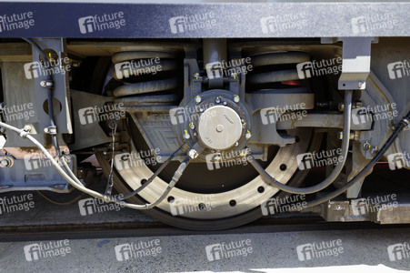 Erste automatisierte Güterzuglokomotive von DB Cargo im Testbetrieb in Köln