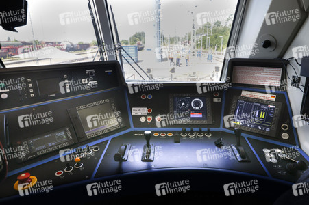 Erste automatisierte Güterzuglokomotive von DB Cargo im Testbet