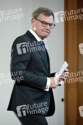 Pressekonferenz des chinesischen Außenministers und des deutschen Außenministers in Berlin