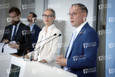 Pressestatement anlässlich der Fraktionsklausur der AfD in Berlin