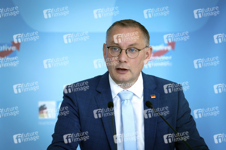 Pressestatement anlässlich der Fraktionsklausur der AfD in Berlin