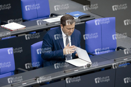 16. Sitzung des Deutschen Bundestages in Berlin