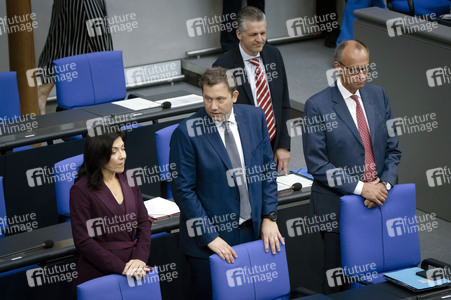 16. Sitzung des Deutschen Bundestages in Berlin