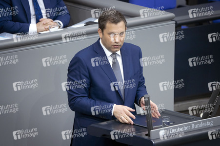 16. Sitzung des Deutschen Bundestages in Berlin