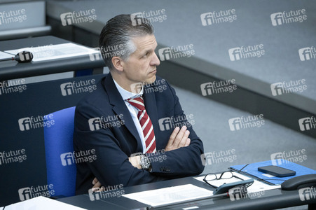 16. Sitzung des Deutschen Bundestages in Berlin