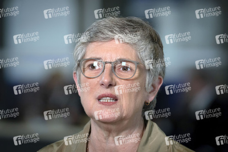 16. Sitzung des Deutschen Bundestages in Berlin