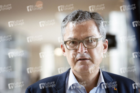 16. Sitzung des Deutschen Bundestages in Berlin