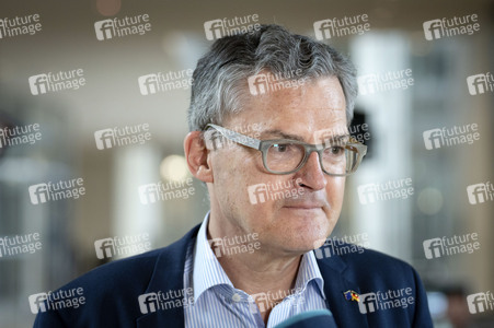 16. Sitzung des Deutschen Bundestages in Berlin