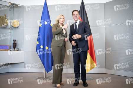 Bundestagspräsidentin Julia Klöckner und NATO-Generalsekretär Mark Rutte in Berlin