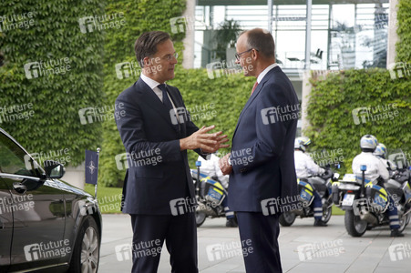 Empfang des NATO-Generalsekretärs in Berlin