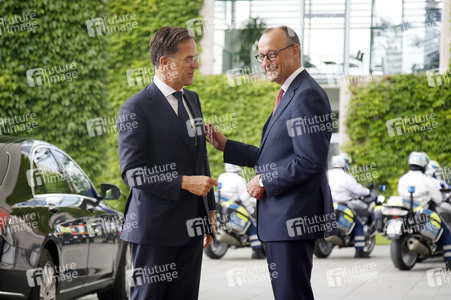 Empfang des NATO-Generalsekretärs in Berlin