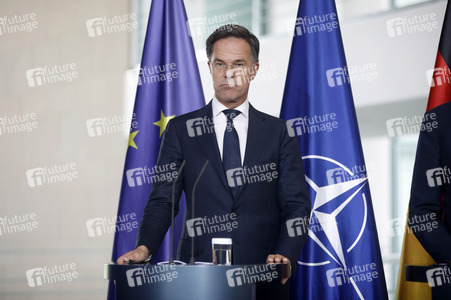 Empfang des NATO-Generalsekretärs in Berlin