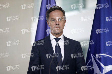 Empfang des NATO-Generalsekretärs in Berlin