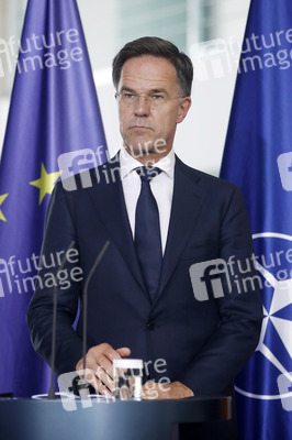 Empfang des NATO-Generalsekretärs in Berlin