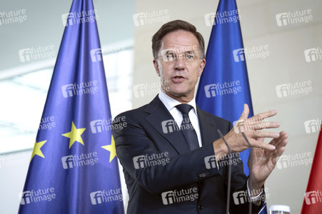 Empfang des NATO-Generalsekretärs in Berlin