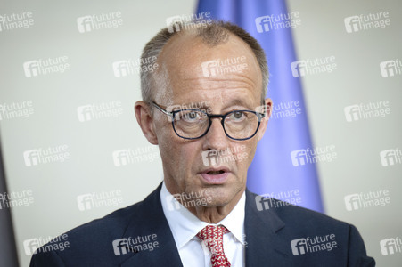 Empfang des NATO-Generalsekretärs in Berlin