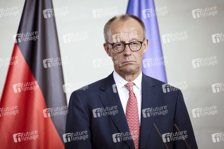 Empfang des NATO-Generalsekretärs in Berlin