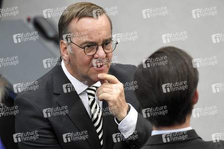 19 Sitzung des Deutschen Bundestages in Berlin