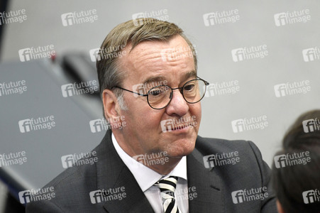 19 Sitzung des Deutschen Bundestages in Berlin