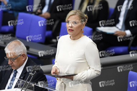 19 Sitzung des Deutschen Bundestages in Berlin