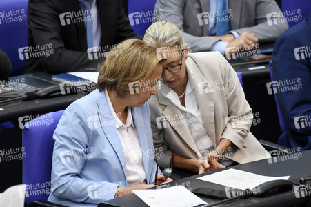 19 Sitzung des Deutschen Bundestages in Berlin