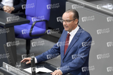 19 Sitzung des Deutschen Bundestages in Berlin