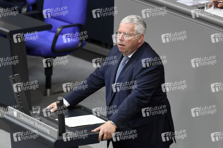 19 Sitzung des Deutschen Bundestages in Berlin