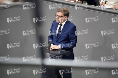 19 Sitzung des Deutschen Bundestages in Berlin