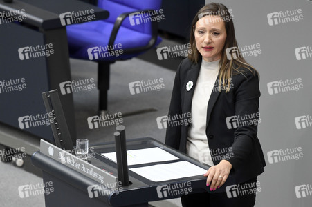 19 Sitzung des Deutschen Bundestages in Berlin