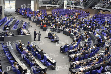 19 Sitzung des Deutschen Bundestages in Berlin