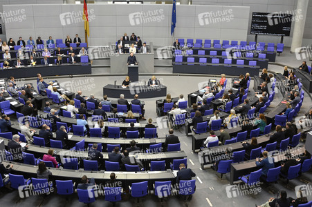 19 Sitzung des Deutschen Bundestages in Berlin