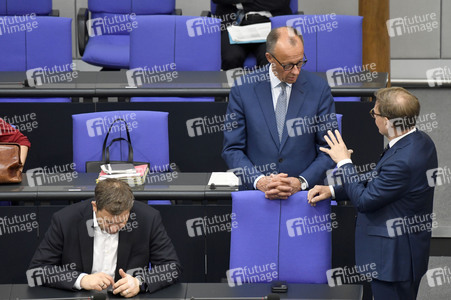 19 Sitzung des Deutschen Bundestages in Berlin