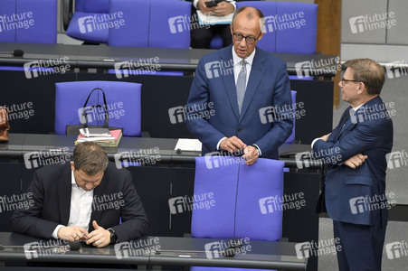 19 Sitzung des Deutschen Bundestages in Berlin