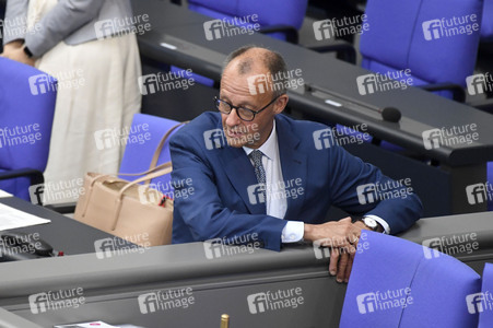 19 Sitzung des Deutschen Bundestages in Berlin