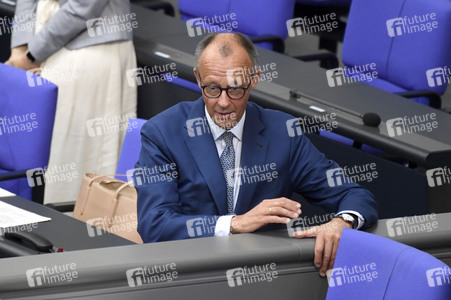 19 Sitzung des Deutschen Bundestages in Berlin