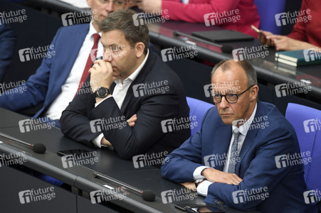 19 Sitzung des Deutschen Bundestages in Berlin