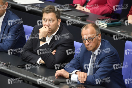 19 Sitzung des Deutschen Bundestages in Berlin