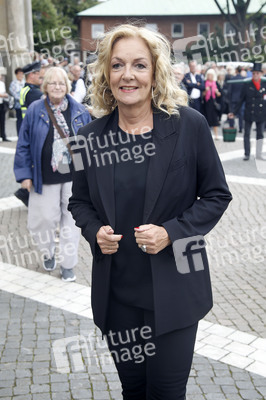 Öffentliche Gedenkfeier für Carlo von Tiedemann in Hamburg