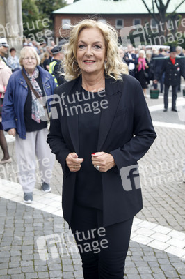 Öffentliche Gedenkfeier für Carlo von Tiedemann in Hamburg