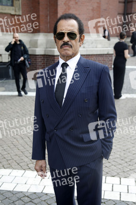 Öffentliche Gedenkfeier für Carlo von Tiedemann in Hamburg