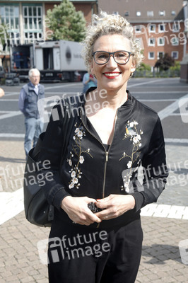 Öffentliche Gedenkfeier für Carlo von Tiedemann in Hamburg