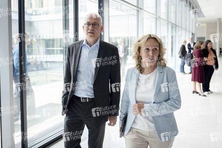 19 Sitzung des Deutschen Bundestages in Berlin