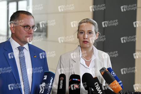 19 Sitzung des Deutschen Bundestages in Berlin