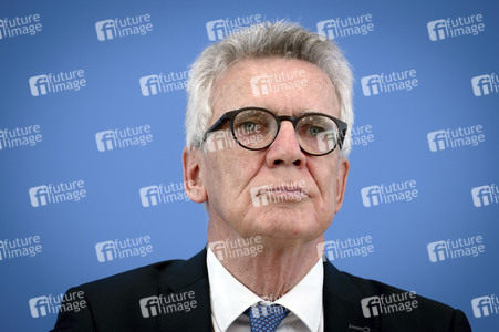 Bundespressekonferenz 'Abschlussbericht der Initiative für einen handlungsfähigen Staat' in Berlin