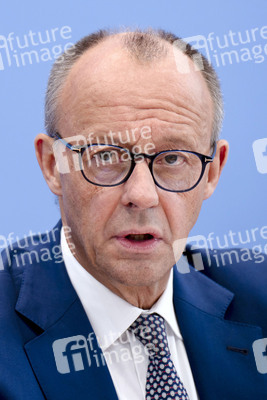 Bundespressekonferenz 'Aktuelle Themen der Innen- und Außenpolitik' in Berlin