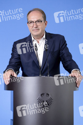 Pressestatement zu den Beschlüssen des Bundeskabinetts in Berlin